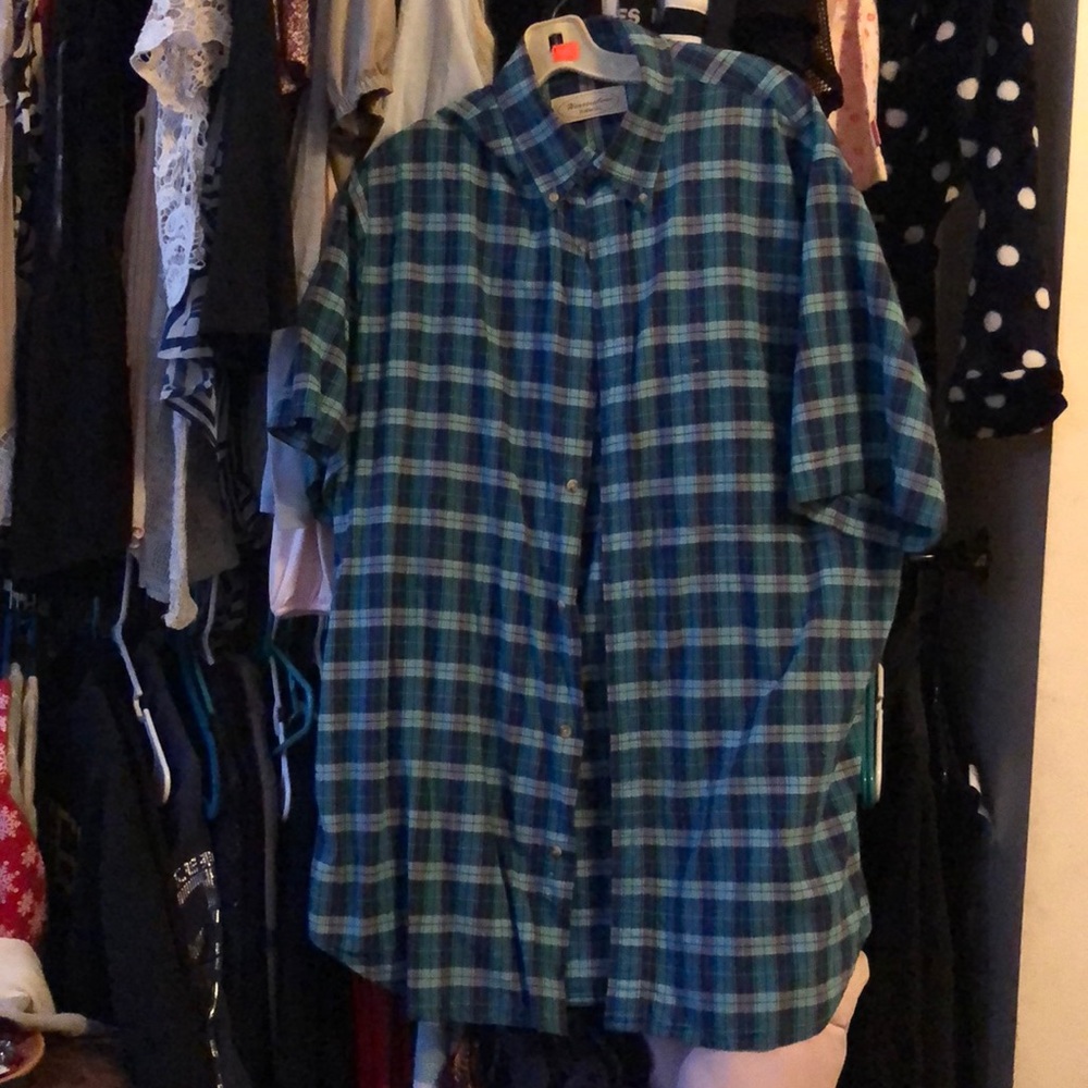 A men’s cotton button up casual shirt